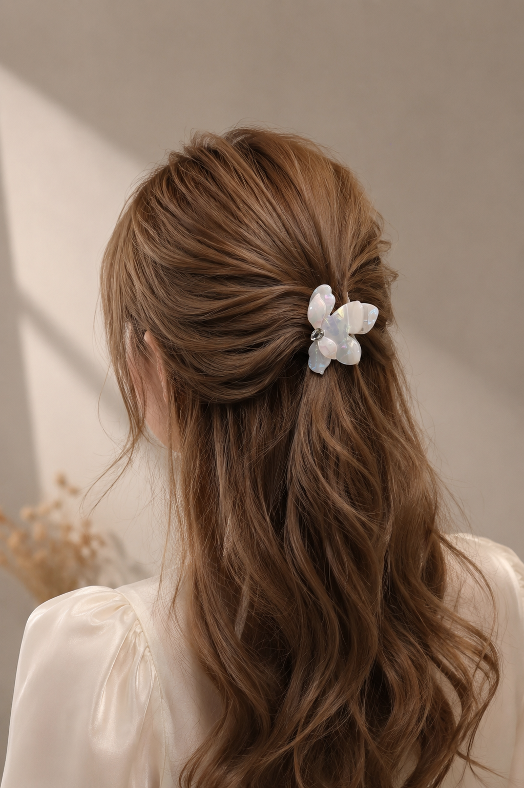 Small-Medium Acetate Flower Hair Claw – Crystal Floral Hair Clip
