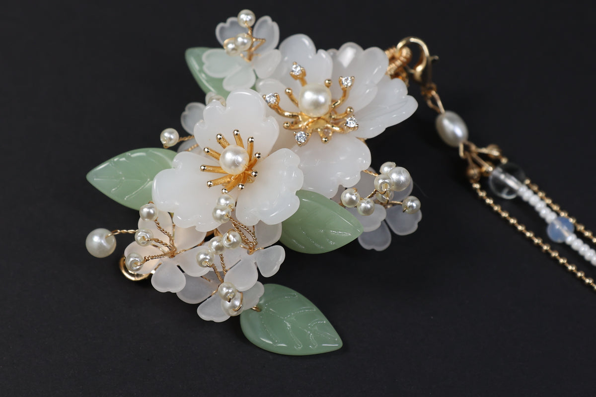 Pearl Blossom Bridal Hair Clip with Detachable Tassel