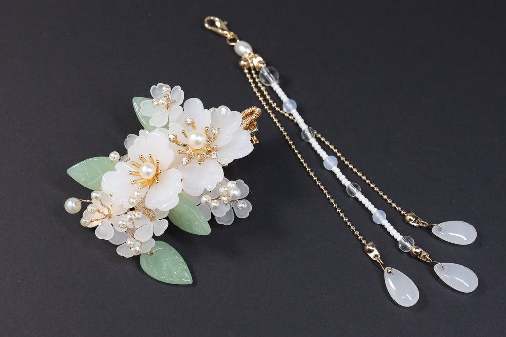 Pearl Blossom Bridal Hair Clip with Detachable Tassel
