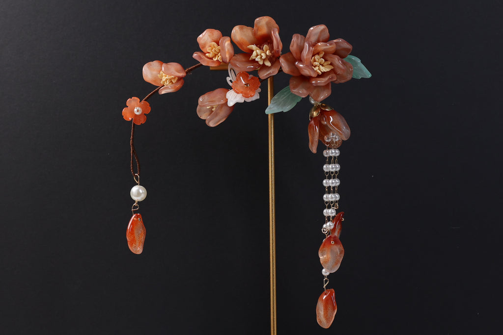 Floral Hair Clip with Pearl Tassel – Elegant Flower Hair Accessory for Updos & Special Occasions