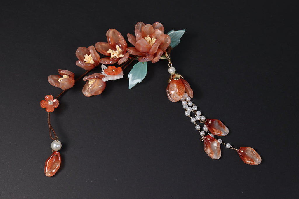 Floral Hair Clip with Pearl Tassel – Elegant Flower Hair Accessory for Updos & Special Occasions