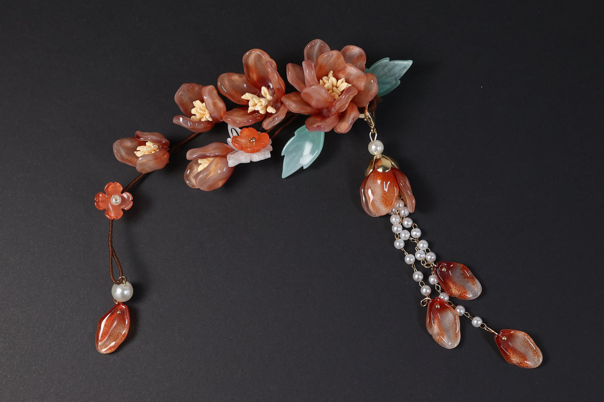Floral Hair Clip with Pearl Tassel – Elegant Flower Hair Accessory for Updos & Special Occasions