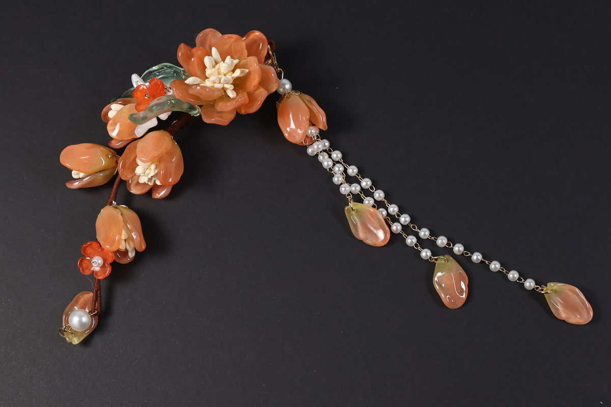 Floral Hair Clip with Pearl Tassel – Elegant Flower Hair Accessory for Updos & Special Occasions