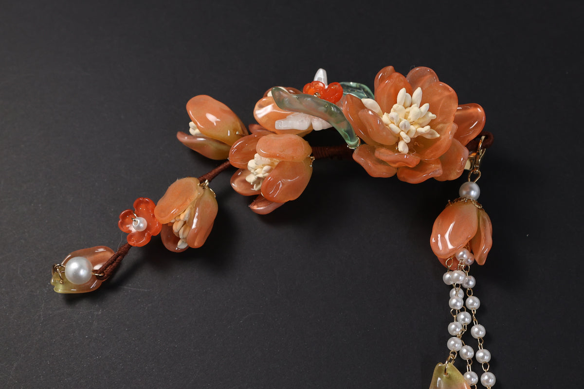 Floral Hair Clip with Pearl Tassel – Elegant Flower Hair Accessory for Updos & Special Occasions