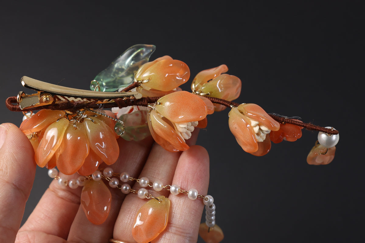 Floral Hair Clip with Pearl Tassel – Elegant Flower Hair Accessory for Updos & Special Occasions