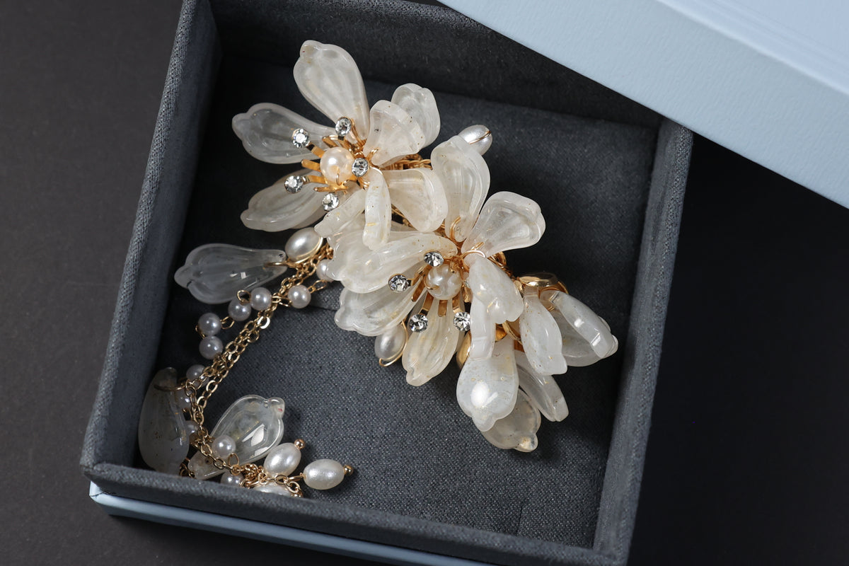 Ivory Floral Bridal Hair Clip with Pearl Tassel | Wedding Hair Accessory