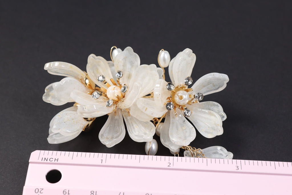Ivory Floral Bridal Hair Clip with Pearl Tassel | Wedding Hair Accessory