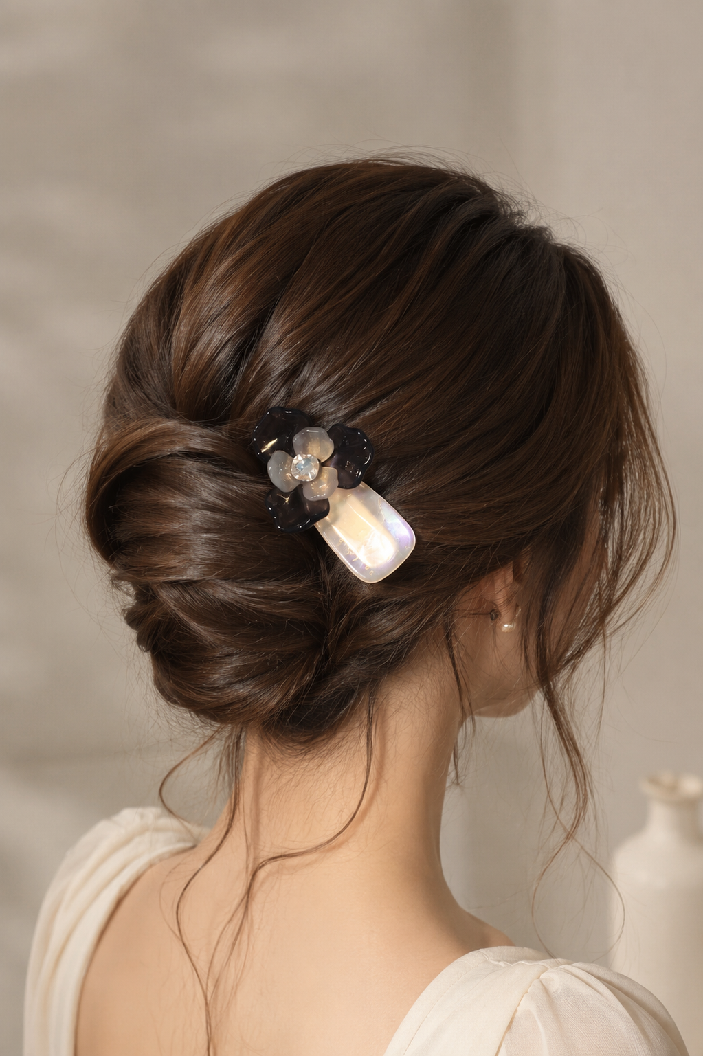 Acetate Flower Hair Clip with Crystal | Floral Snap Hair Clip